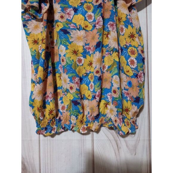 Status by Chenault Shirt Ladies Large Blue Yellow Floral Flutter Sleeve Light We - Picture 4 of 8